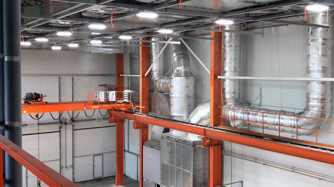 В зонах открытой окраски, где отсутствуют стены кабины, управление аэродинамикой становится задачей высочайшей инженерной сложности